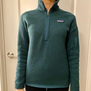 Green Patagonia quarter zip fleece jacket. Barely worn and very warm.
